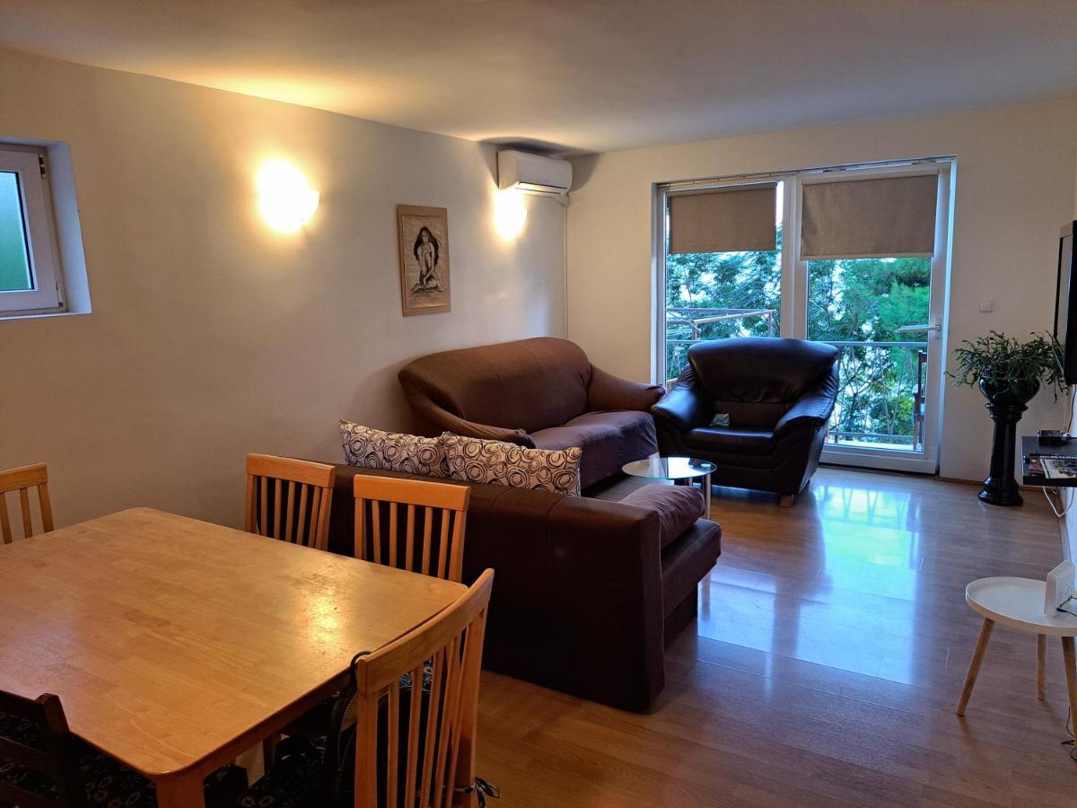 Apartment Sodan 72 Omiš Dış mekan fotoğraf